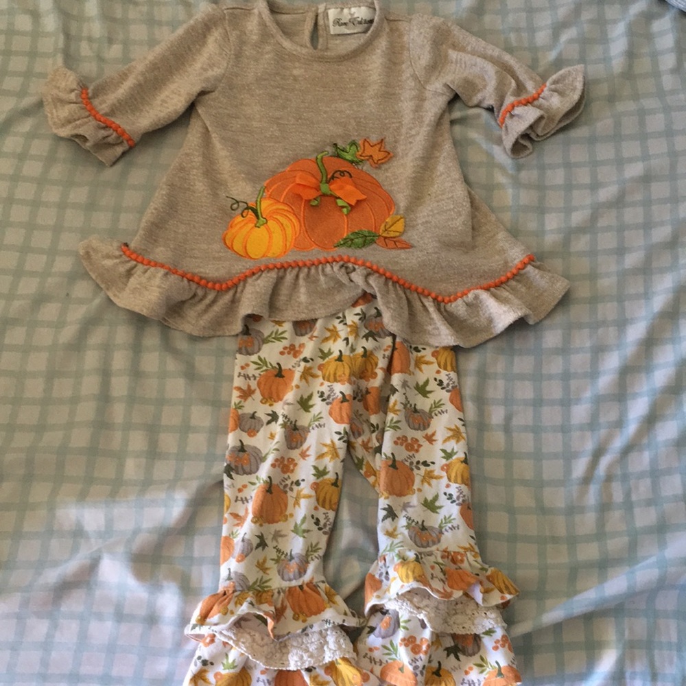 Rare Editions Pumpkin Outfit. Size 18 months